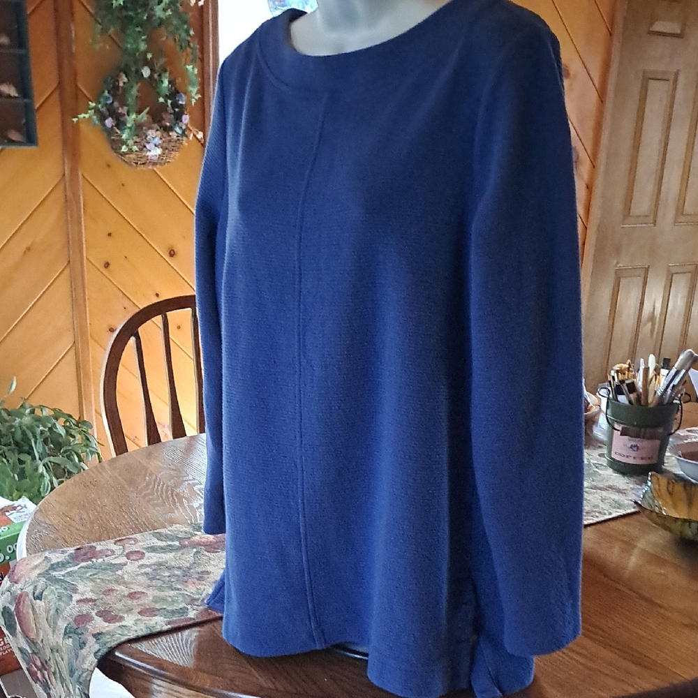 Croft & Barrow Women's Navy Sweatshirt